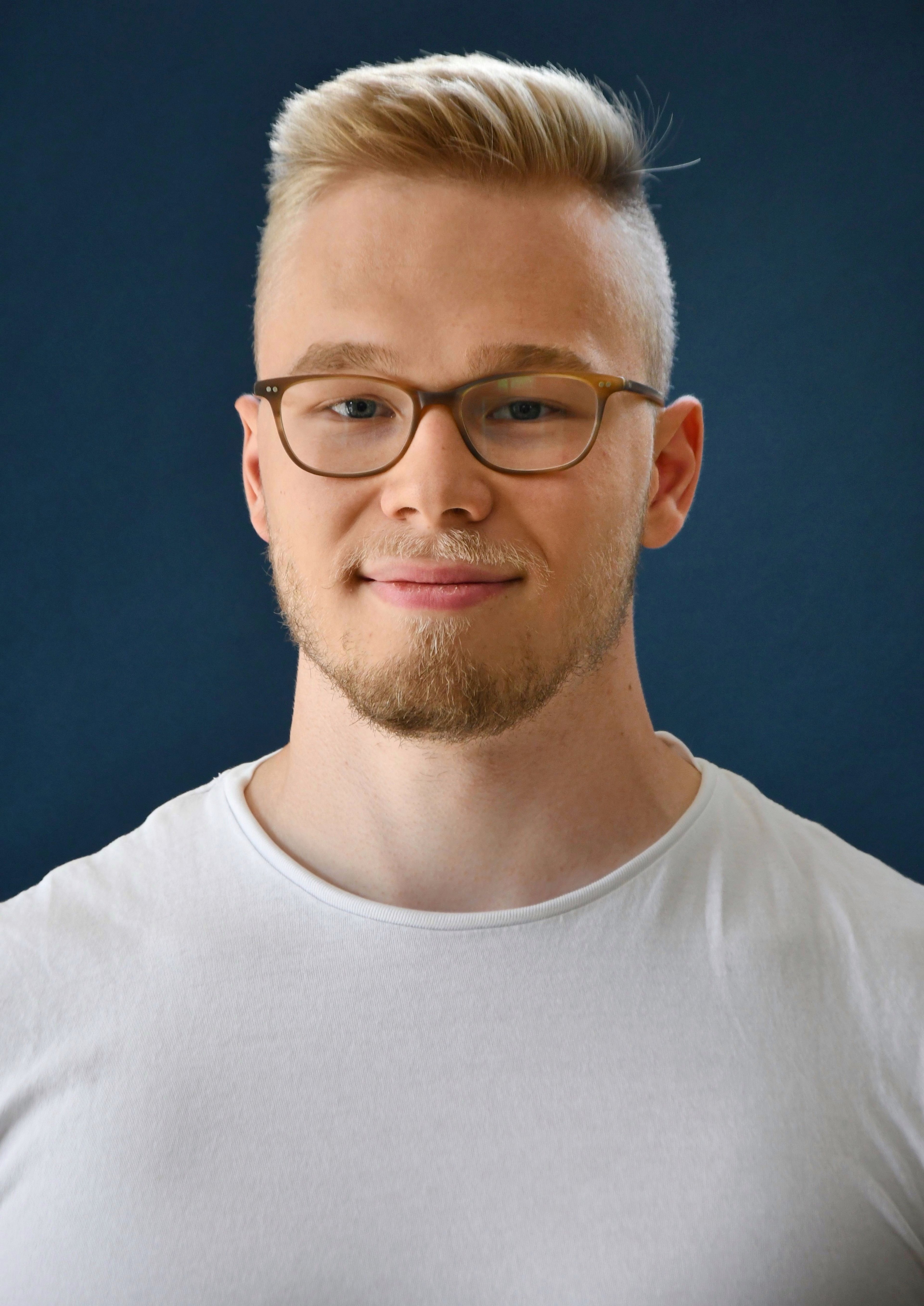 employee image